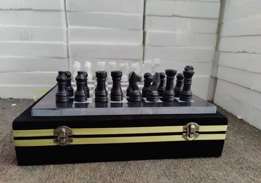 MARBLE CHESS GAME SET 4