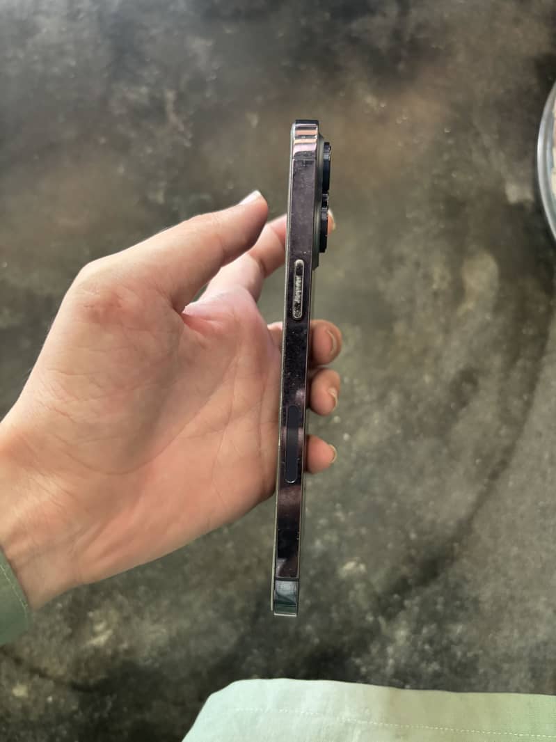 Apple iPhone 14 Pro Max 3