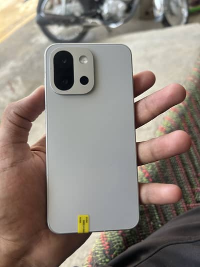 One Plus 13s