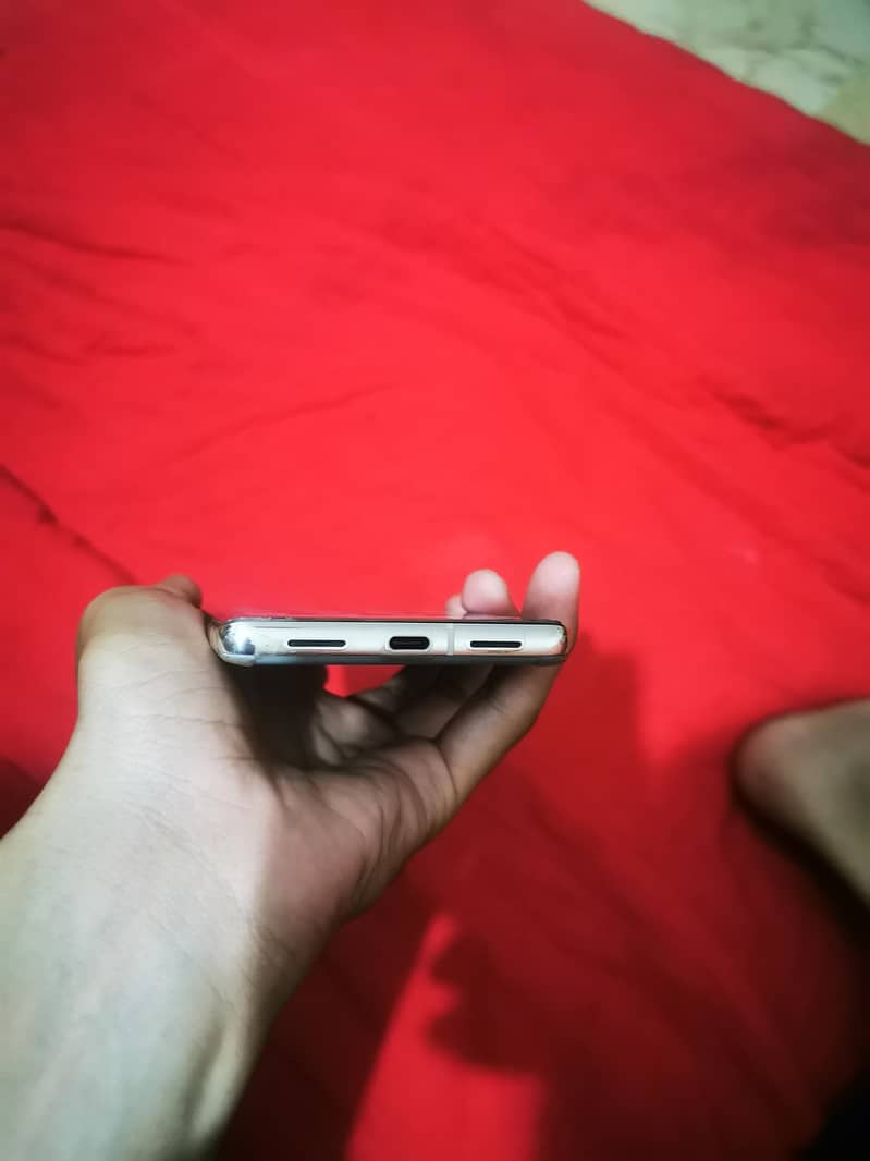 Google Pixel 7 Pro 2
