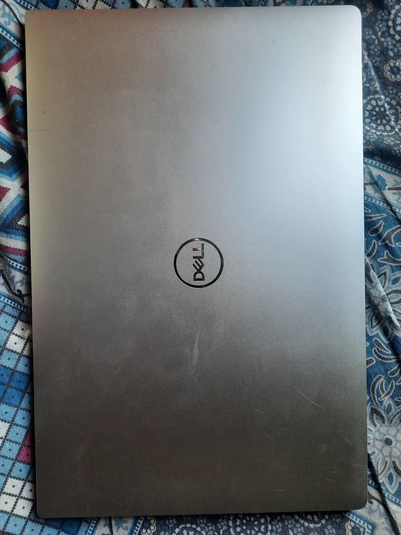 Dell Precision 5540 2