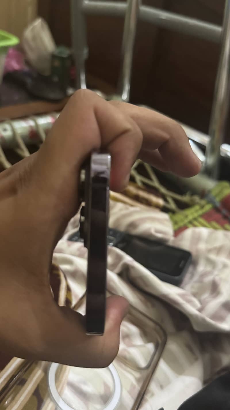 Apple iPhone 14 Pro Max 3