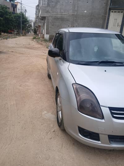 Suzuki Swift dlx 2014 for Sale in Malir