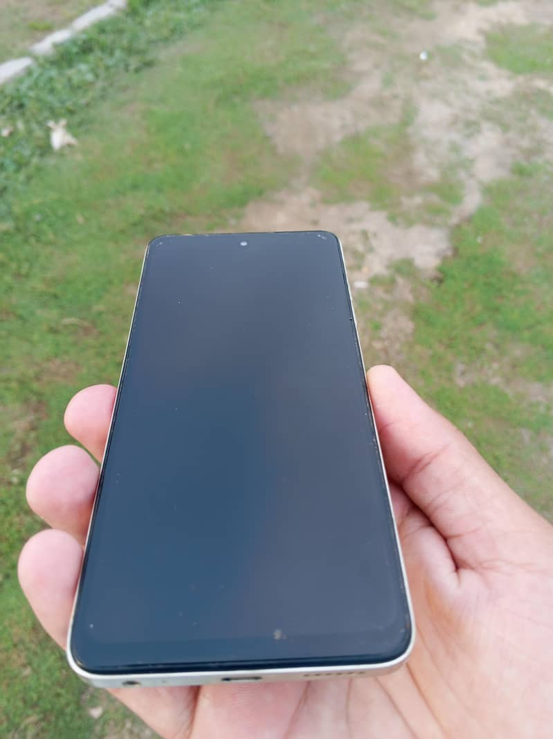Tecno Spark Go 1