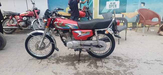 Honda CG 125 2023
