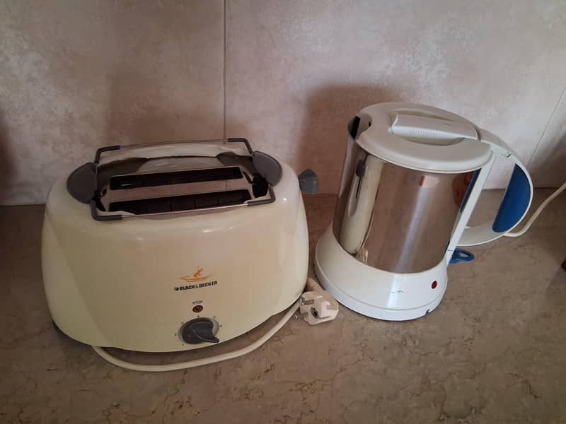 Toaster and kettle 0