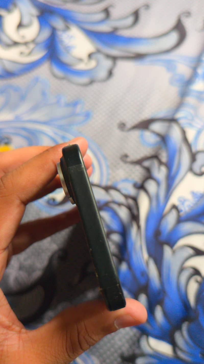Iphone 16 4