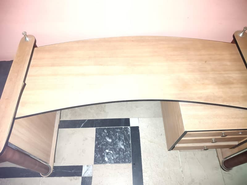 office tables 2