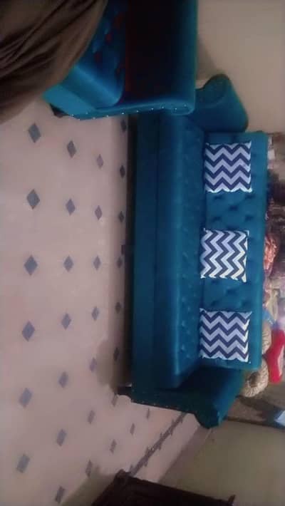 2 sofa cumbed for sale
