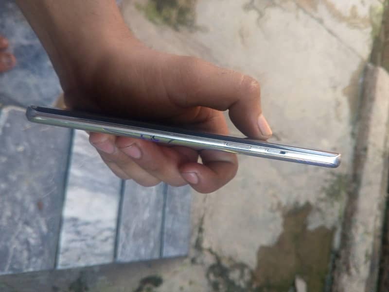 One Plus 8 4