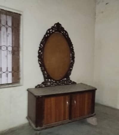 Old Style Dressing Solid Tali Wood
