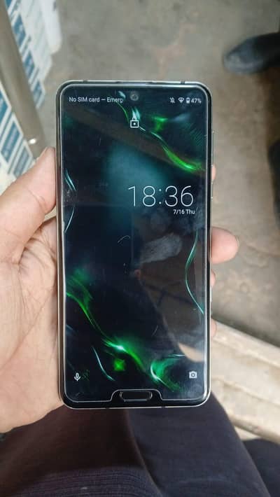 Sharp Aquos R3