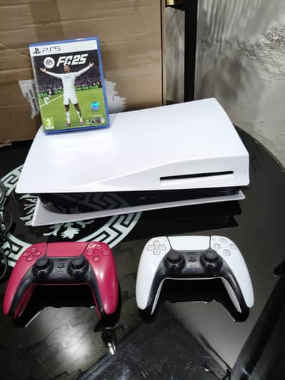 PS5 WITH FIFA 25 AND EXTRA CONTROLLER