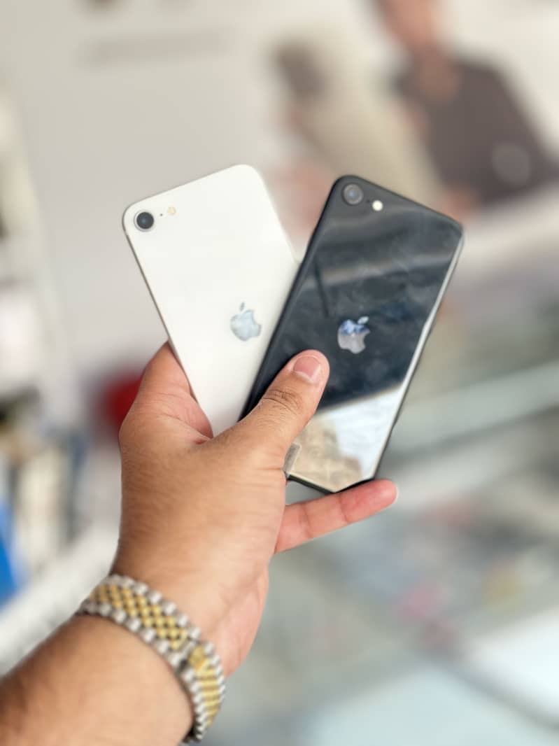 Apple iPhone 14 2