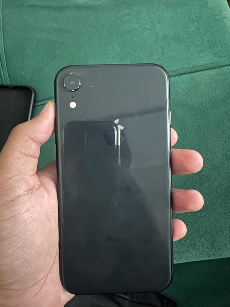 Apple iPhone XR 2