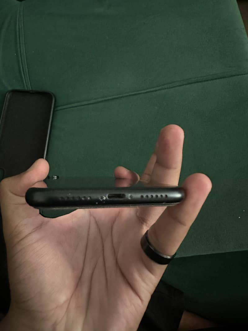 Apple iPhone XR 3