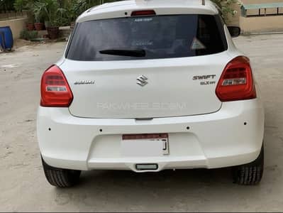 Suzuki Swift 2022 GLX CVT