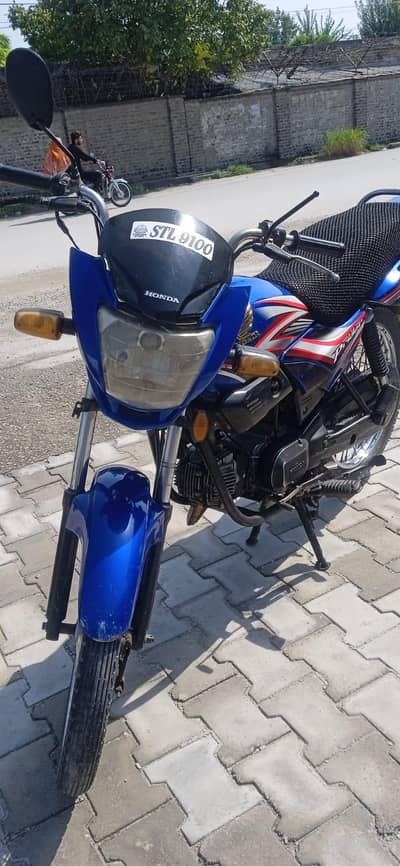 Hondapriderr v good condition