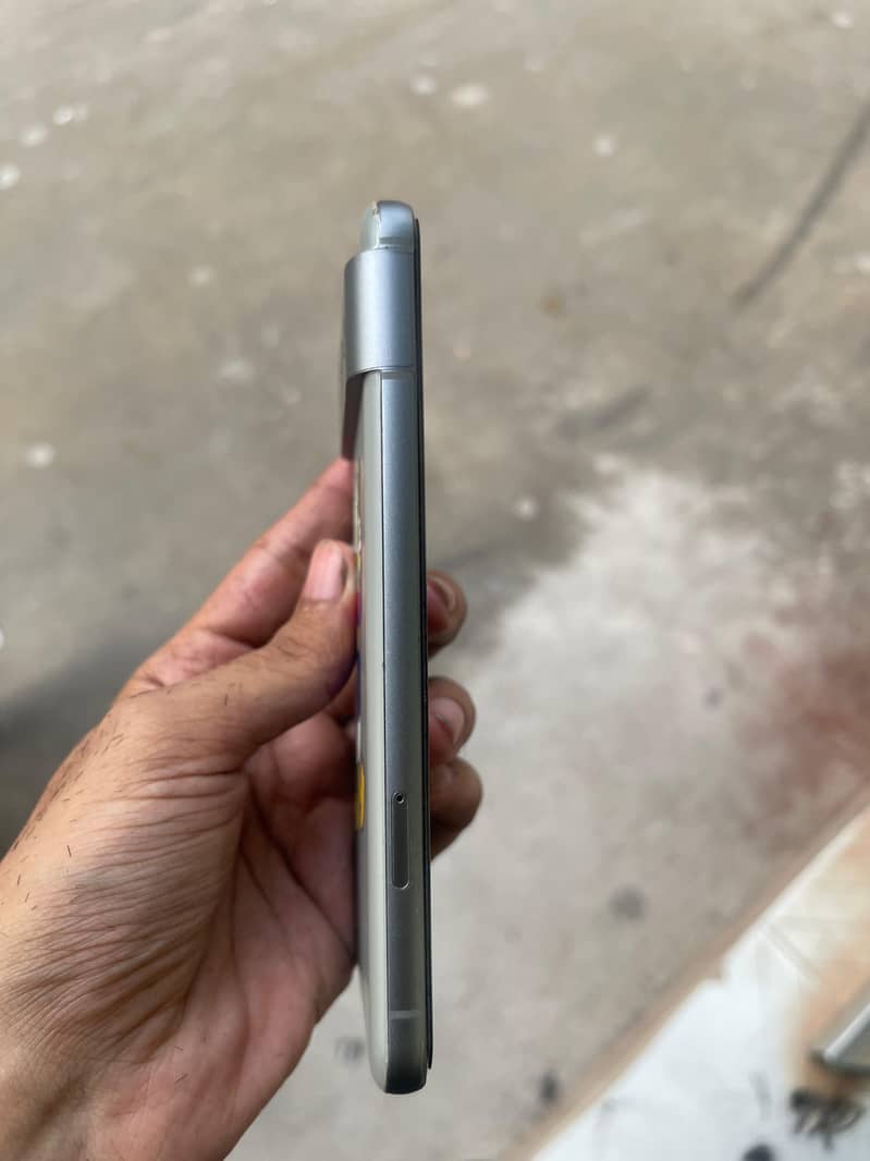 Google pixel 8 2