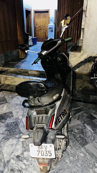 Electric Scooty full new condition 10/10 genuine