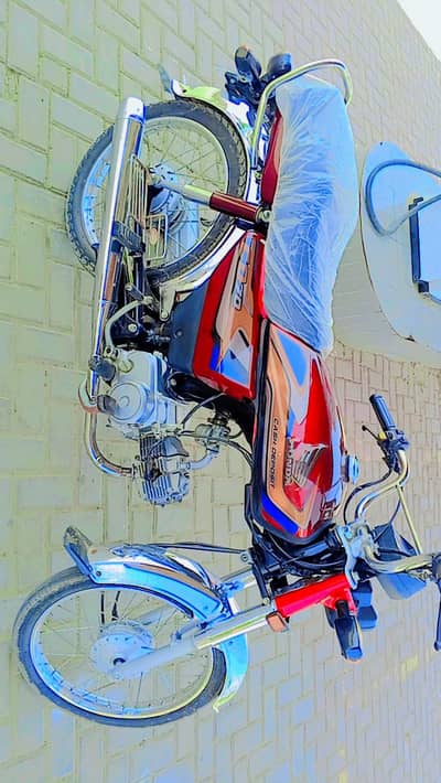 Honda CD 70 2025 Model – Excellent Condition