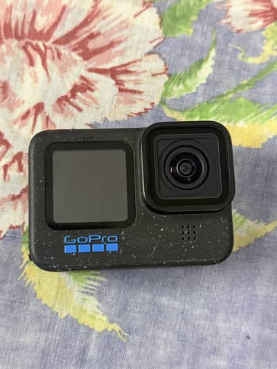 Gopro 12 black with many accessories