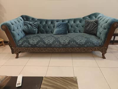 Sofa set with centre table for sale. Good condition