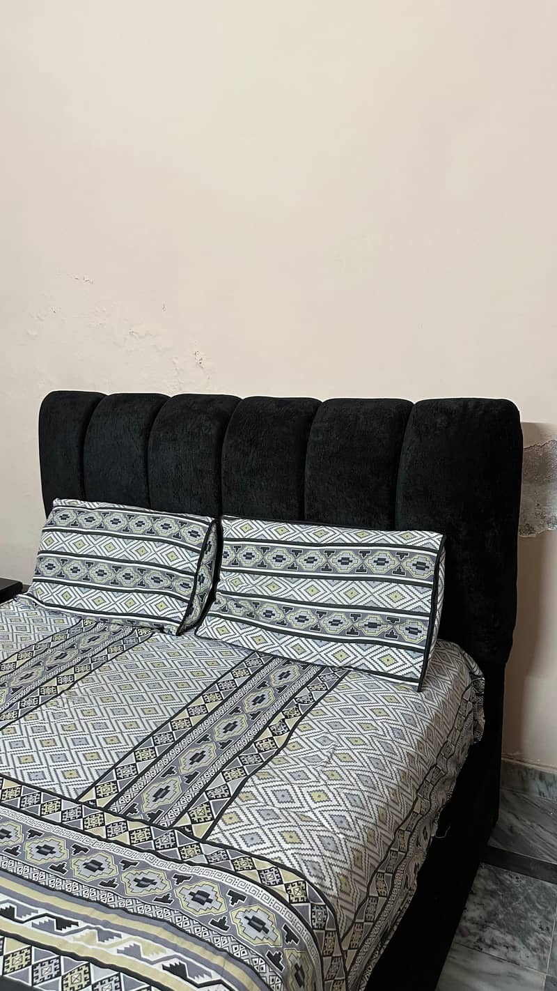 New Bubble Queen Size Bed 3