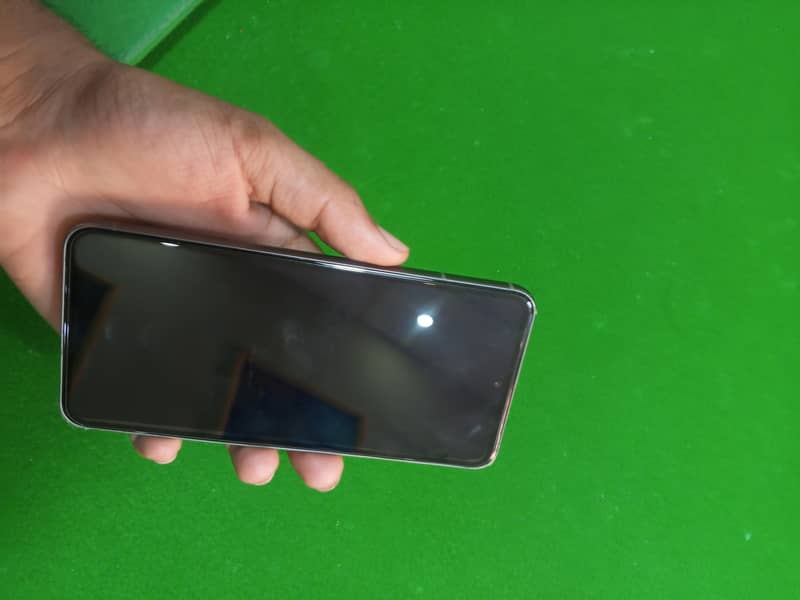 Google Pixel 8 3
