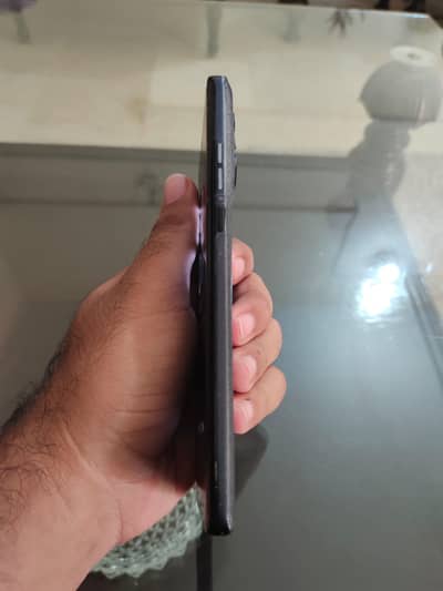 Motorola Edge 2024 (8GB/256GB) – Mint Condition – Urgent Sale