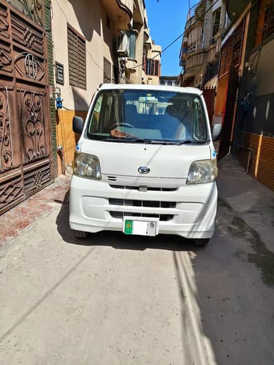 Daihatsu Hijet 2012/18 Manual original seal pack.
