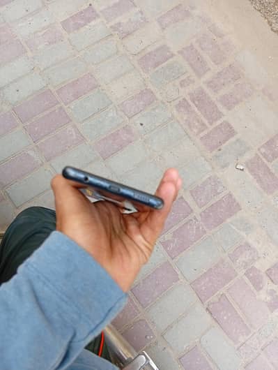 Samsung Mobile A04