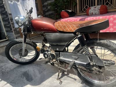 United 70 urgent sale cafe plus original saman