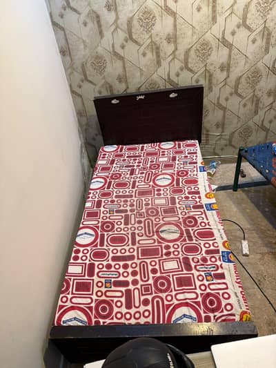 Single bed and mattress for Sale