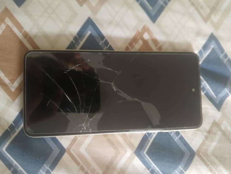 Tecno Spark 20C 2