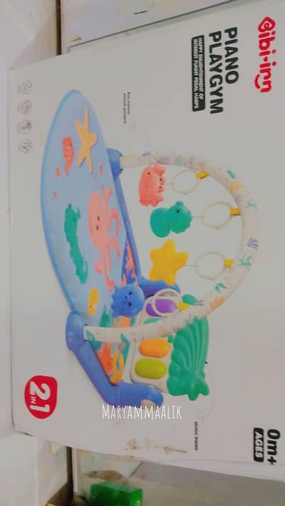 piano  play gym