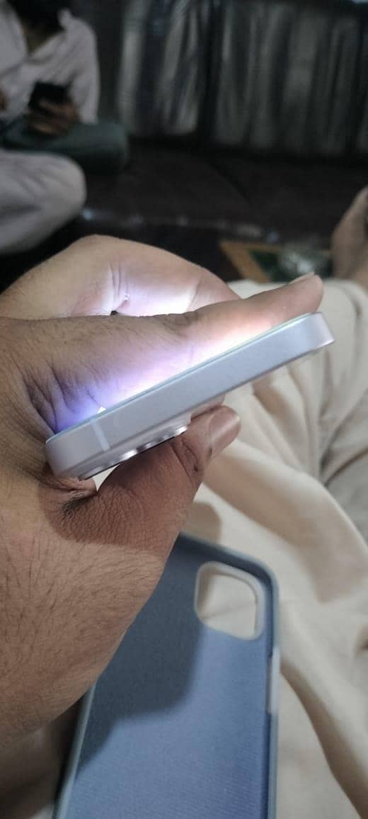 Apple iPhone 14 1