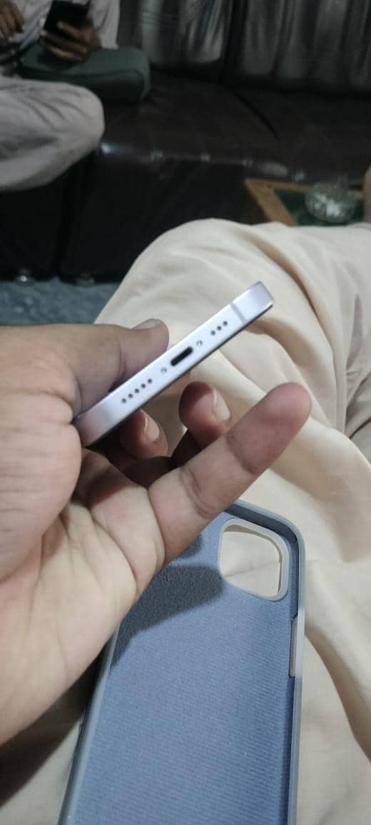 Apple iPhone 14 6