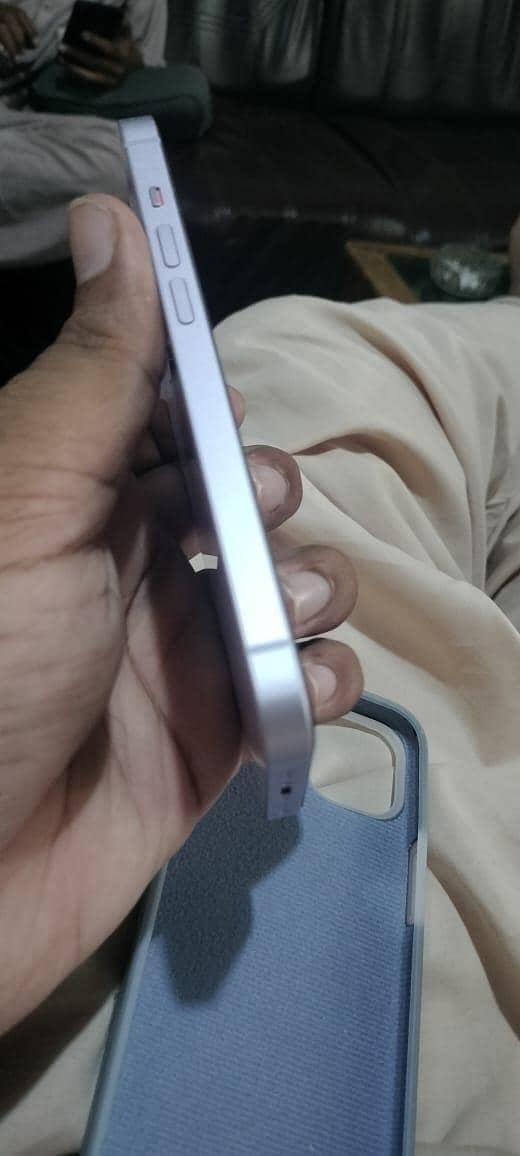 Apple iPhone 14 8