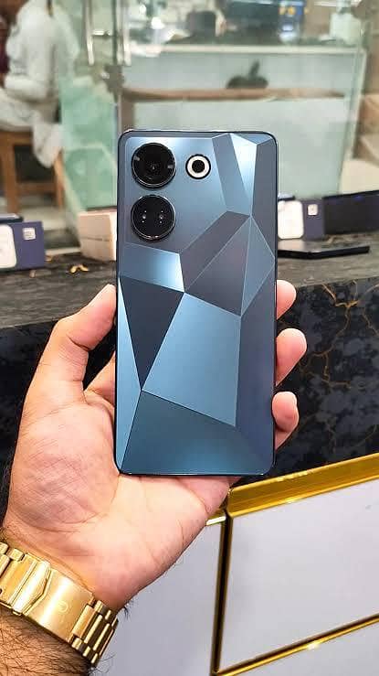 Tecno CAMON 20 0