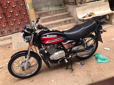 Suzuki GS150 2025