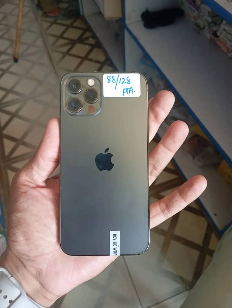 Apple iPhone 12 Pro 2