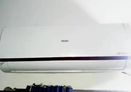 haier DC inverter heat n cool 6 month used only