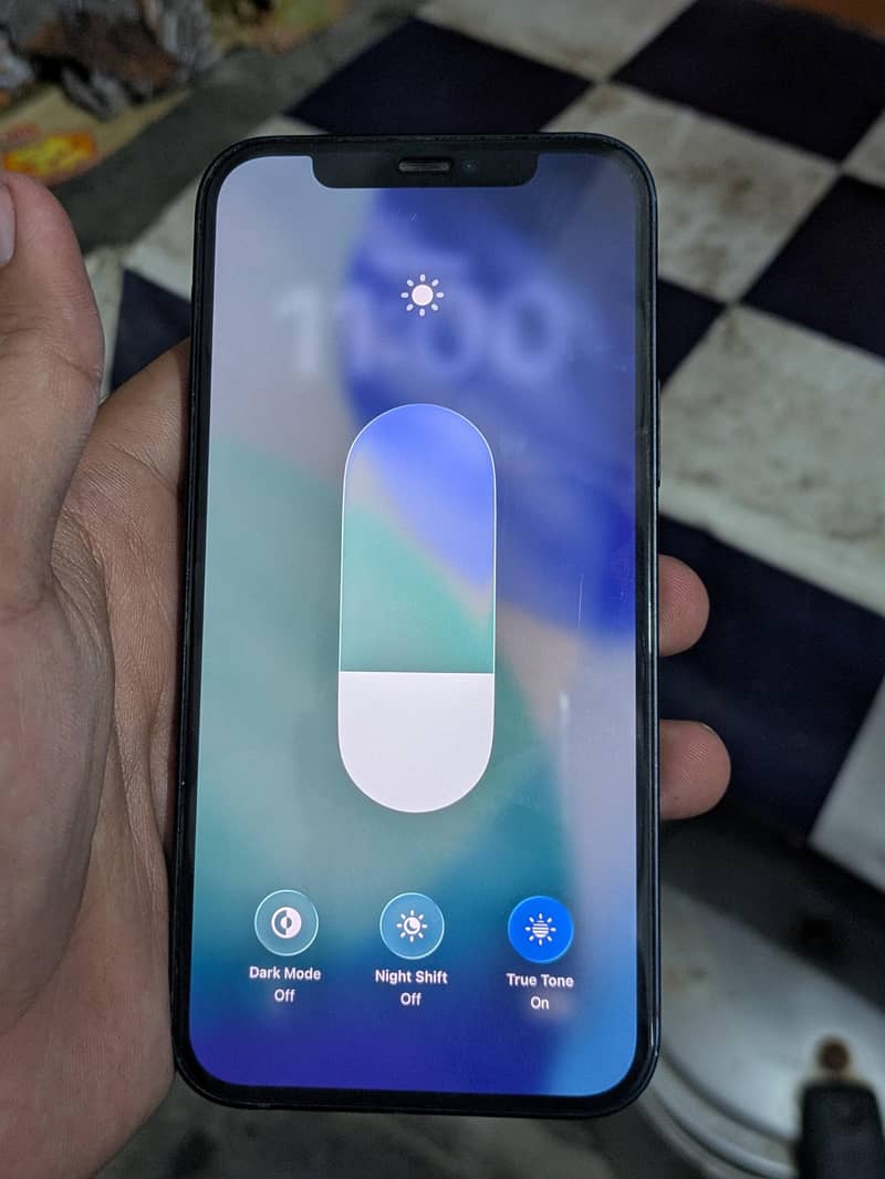 Apple iPhone 12 2