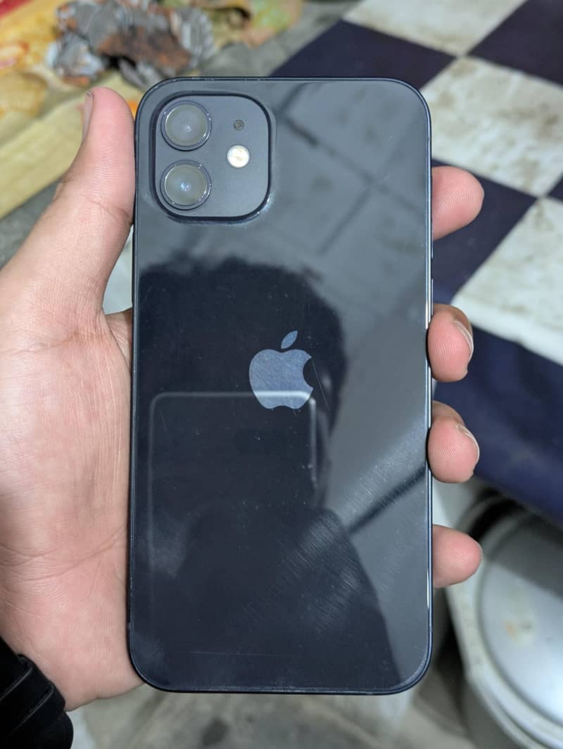 Apple iPhone 12 5
