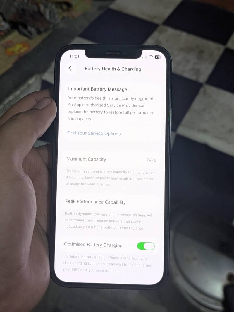 Apple iPhone 12 7
