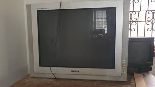 Singer Tv for sale