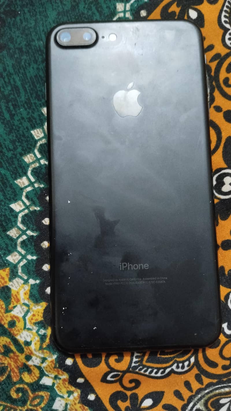 Apple iPhone 7 Plus 0
