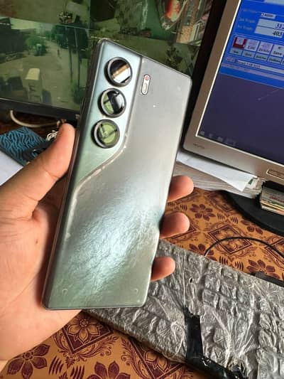 Tecno CAMON 40 Pro