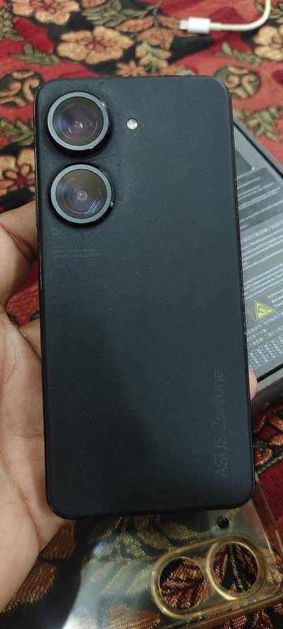 Asus ZenFone 9
